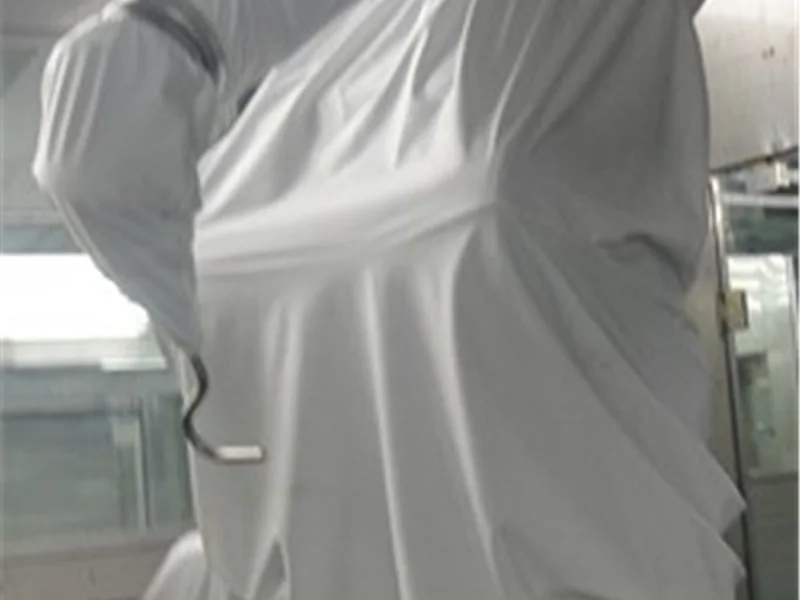 喷涂机器人防护服结构与活动位置参考
